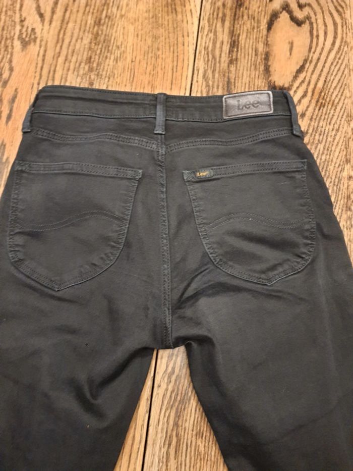 Jeans femme noir Lee W27 L 31 modèle Elly - photo numéro 12