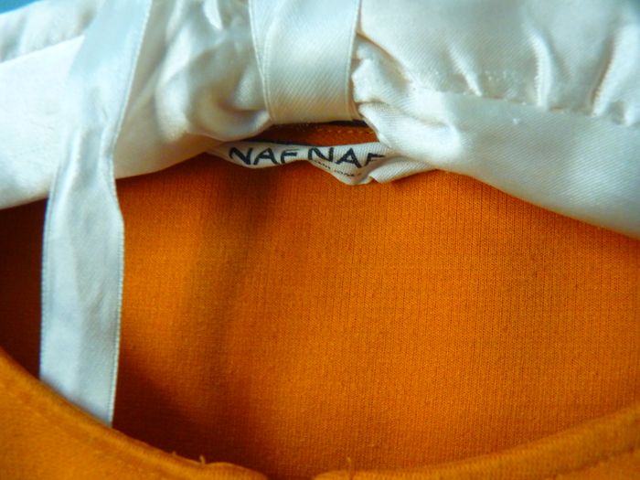 Robe Femme Naf Naf S 36 camel moutarde jolie découpe TBE - photo numéro 2
