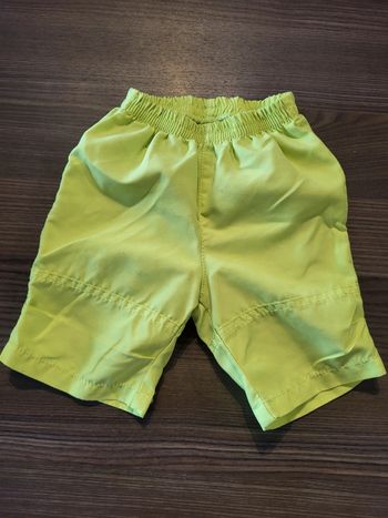 Short taille 6 mois