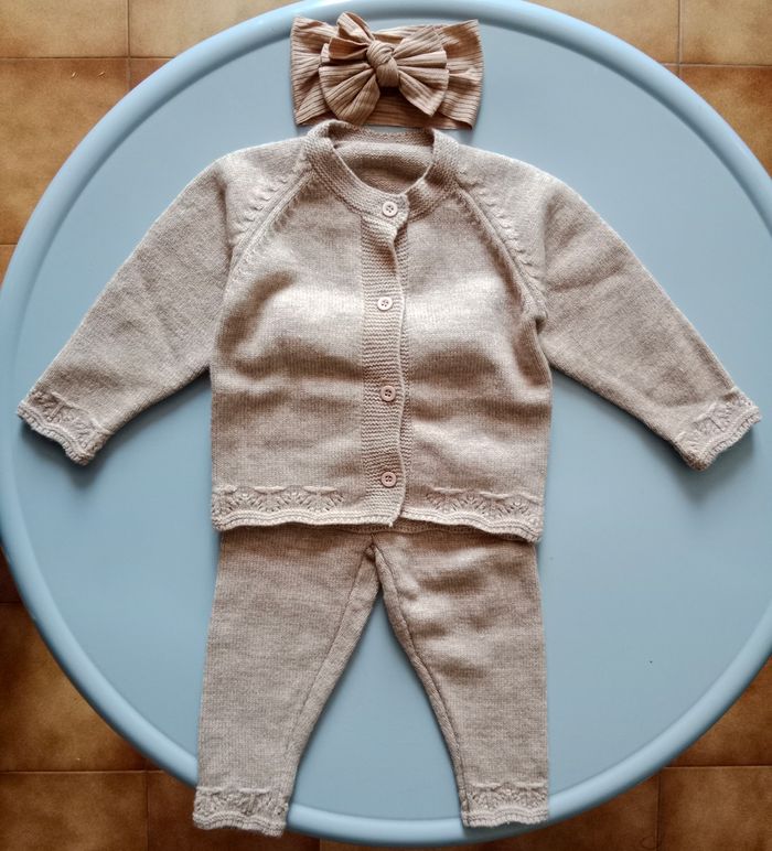 Ensemble neuf chaud bébé 12mois