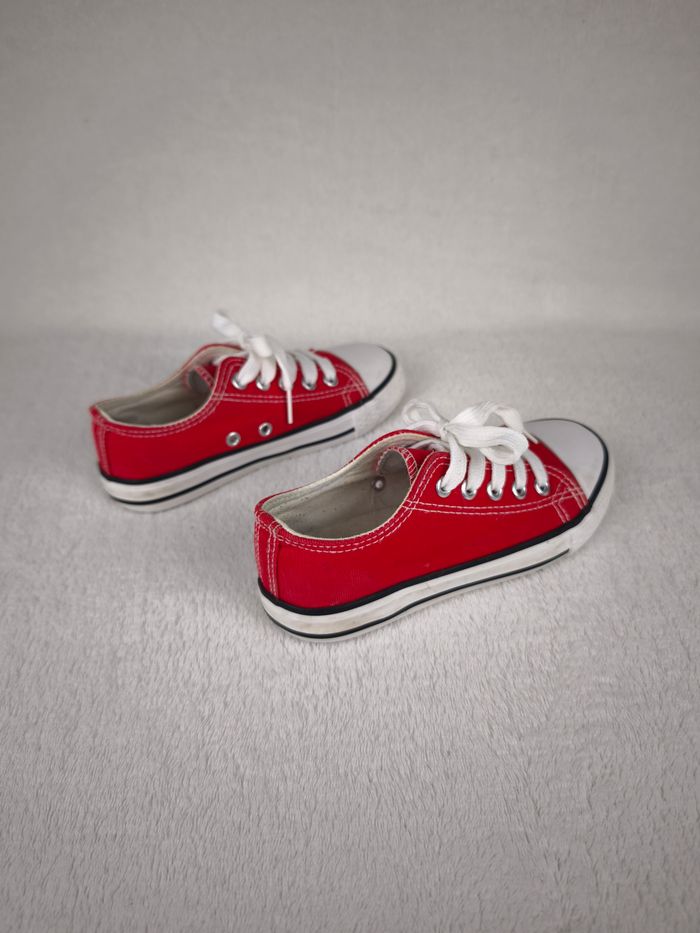 Sneakers rouge et blanche mixte pointure 31 - photo numéro 6