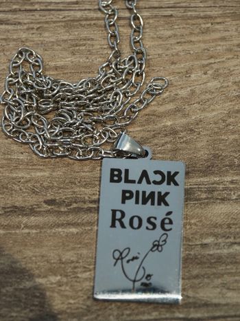 Collier Blackpink Rosé