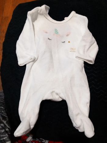 Pyjama taille 52/55cm 1mois kiabi