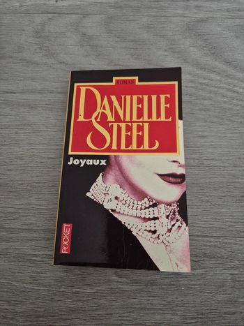 Joyaux Danielle Steel