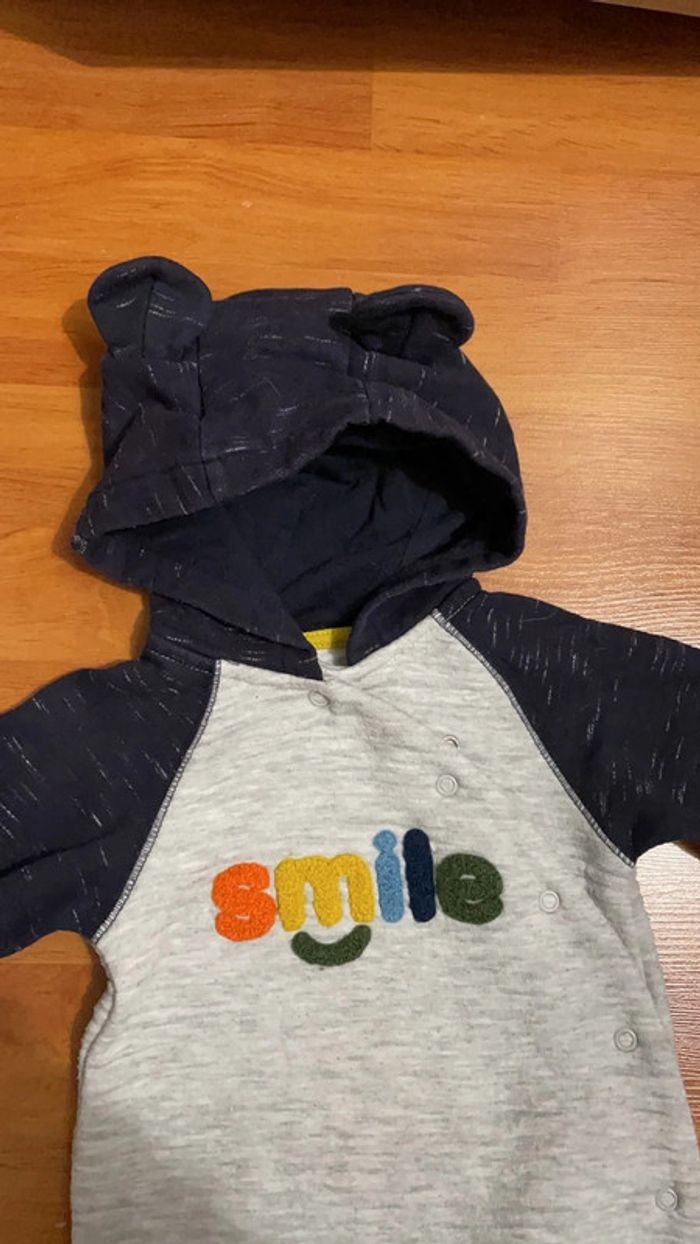 Combinaison bébé 6-9 mois - photo numéro 2