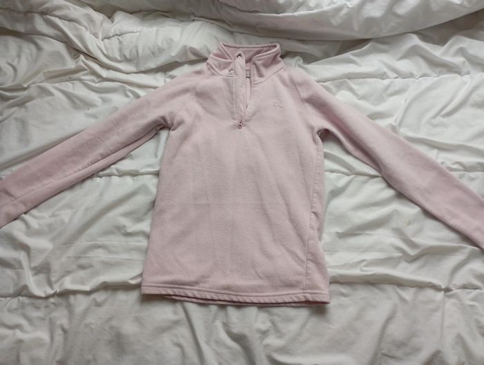 Polaire rose 11/12 ans tex 2€5