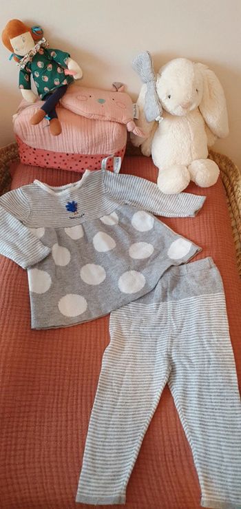 Ensemble en maille Catimini taille 3 mois