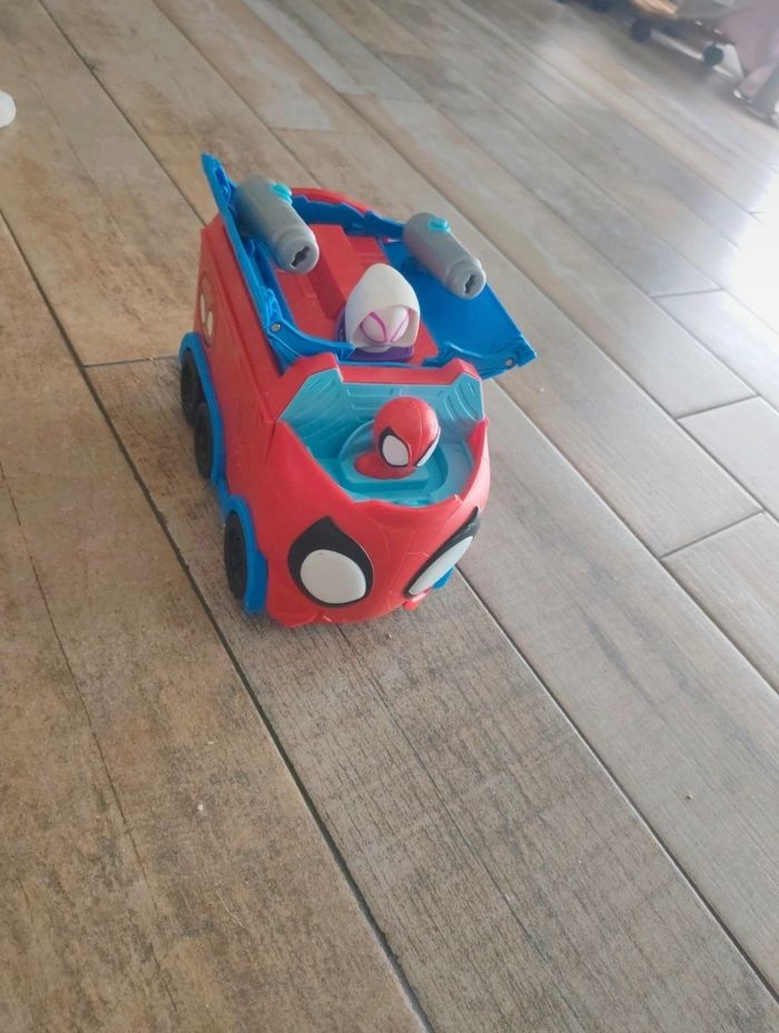 Voiture spidey - photo numéro 2