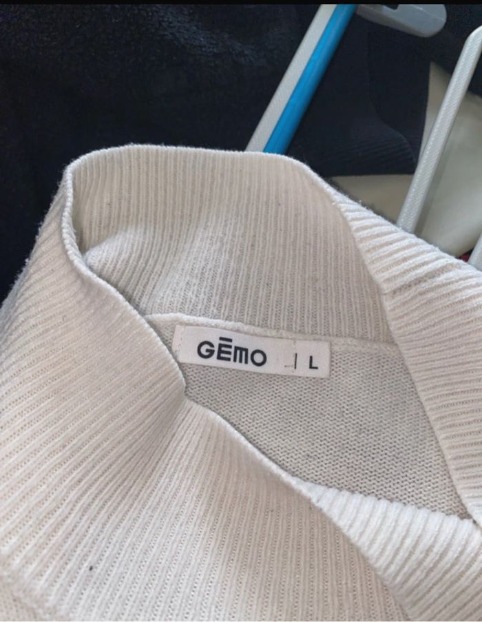 Pull blanc - photo numéro 3