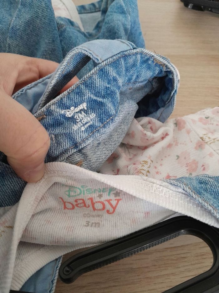 Ensemble d'été Disney 3mois - photo numéro 5