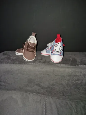 Lot Chaussures bébé 0/6mois
