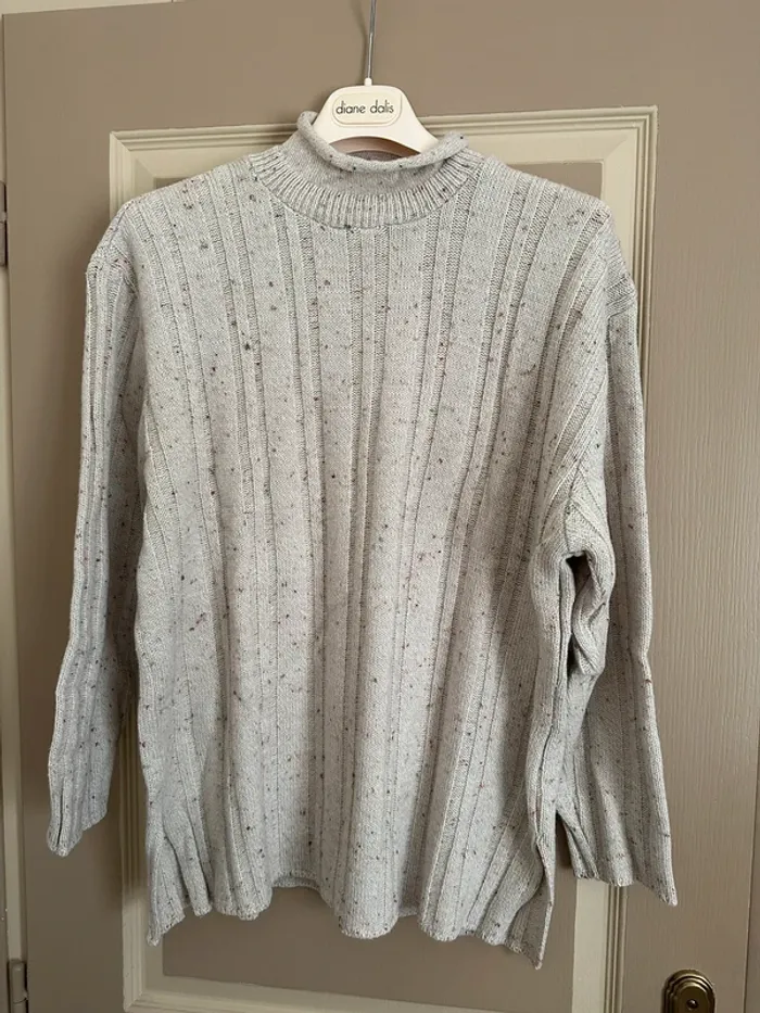 Pull gris