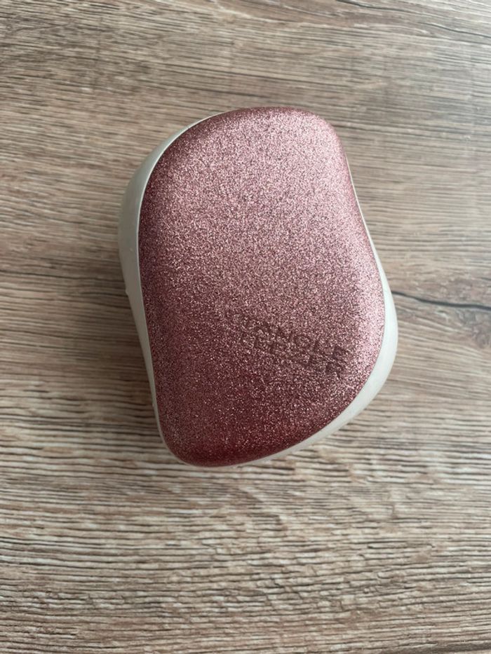 Tangle teezer beige et paillette rose, format compact