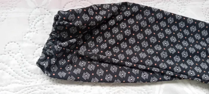 Blouse fluide col en V avec dentelle évasé imprimé géométrique et points noir femme 38 cache cache - photo numéro 15