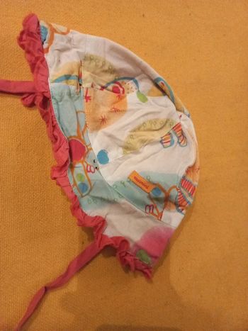 Beau Chapeau coton double face 6 mois a 1 an