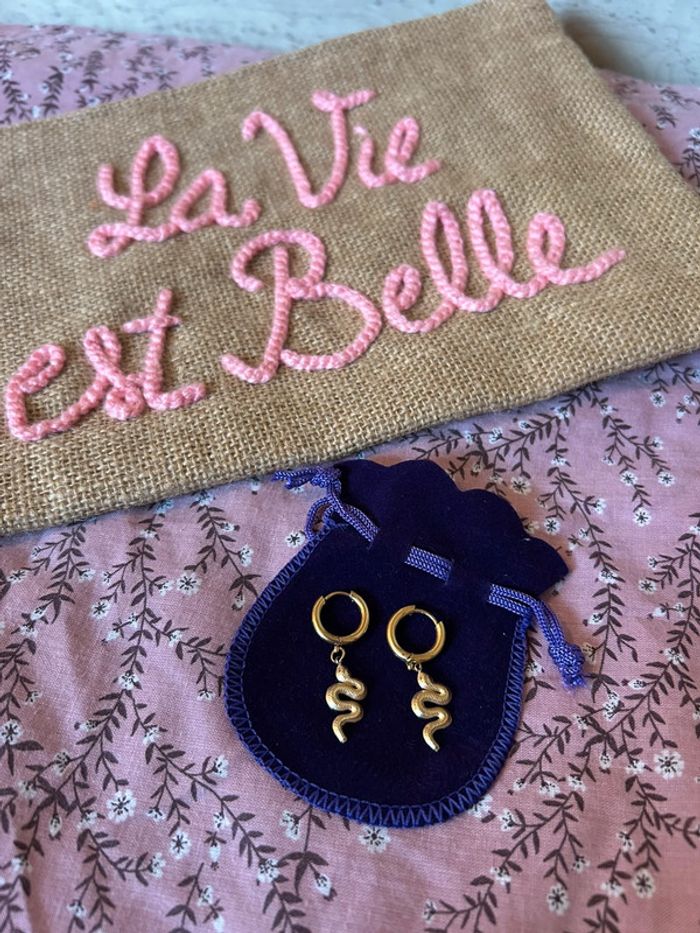 Boucles d’oreilles serpents dorée