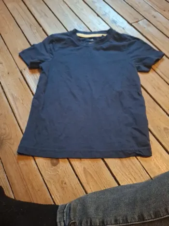 Tshirt 2/4 ans