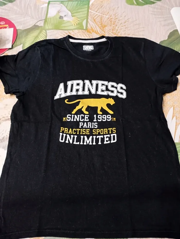 Tee shirt garçon taille 14 ans (331)