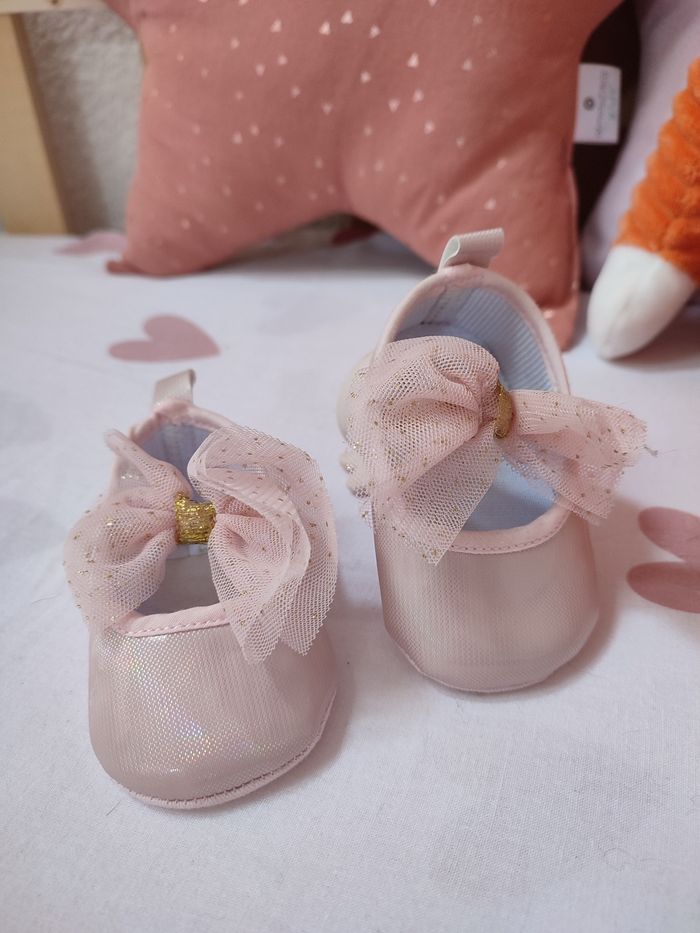 Ballerines/Chaussures fille - Comme neuve - Rose pâle - Nœud papillon - photo numéro 2