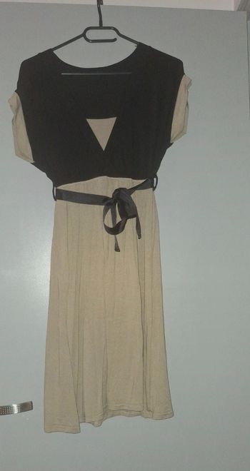 Robe noire et beige taille 38