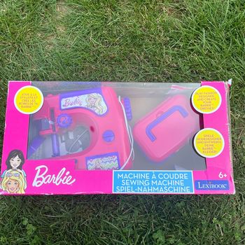 Machine à coudre Barbie