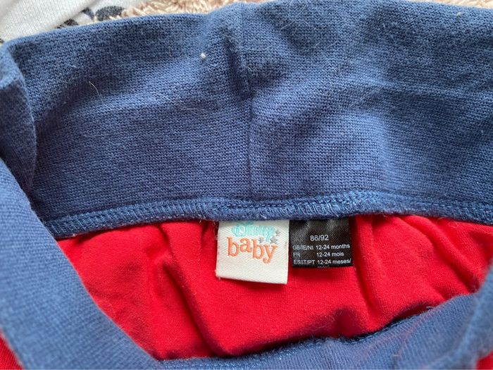 Ensemble bodie, pantalon fluide et bonnet Mickey 12/24 mois - photo numéro 3