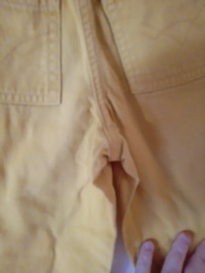 Joli pantalon moutarde.  C&A. 2 ans - photo numéro 10