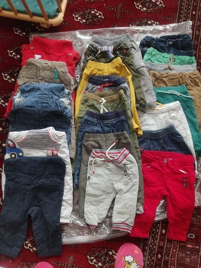 Pantalons et Salopettes bébé 12 mois