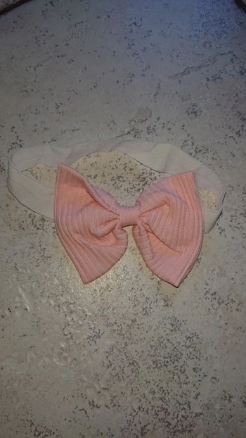 Bandeau bébé noeud rose