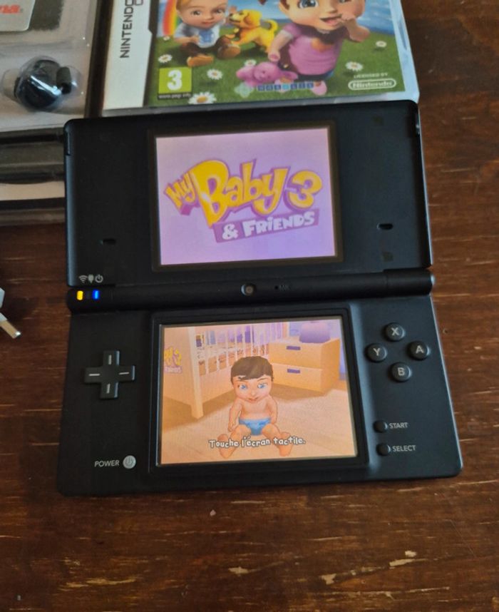 Console Nintendo ds dsi et jeux - photo numéro 2
