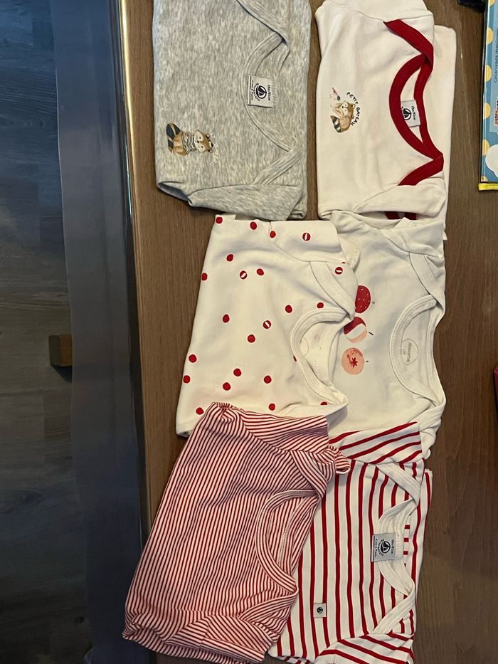 Lot body 12mois manches longues, petit bateau