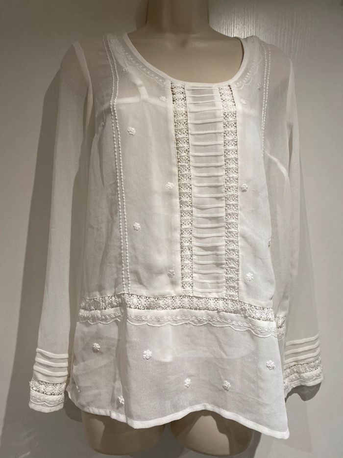 Tunique blanc cassé crème dentelles bohème, avec Top, incorporé Naf Naf taille 36