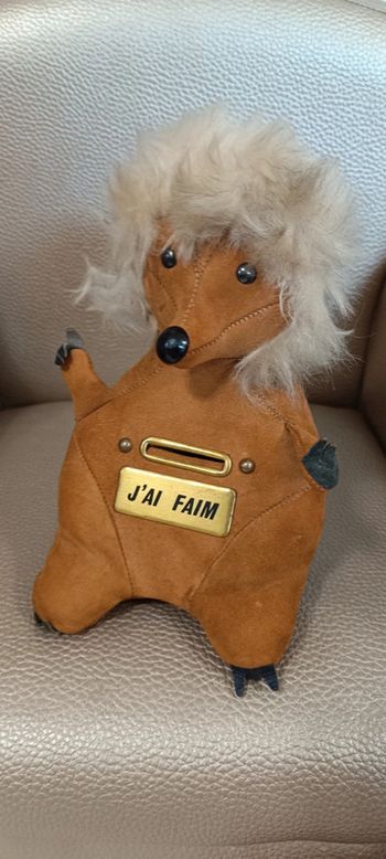 Peluche j'ai faim hérisson