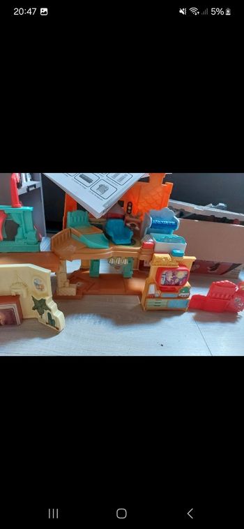 Maison tut tut bolide