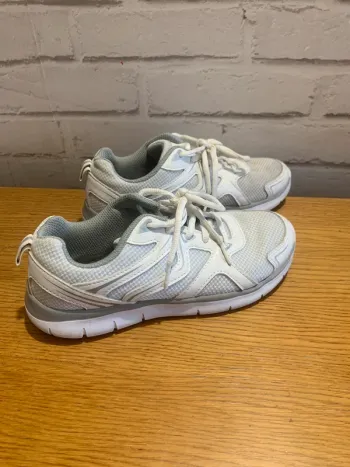 Baskets blanches Creeks