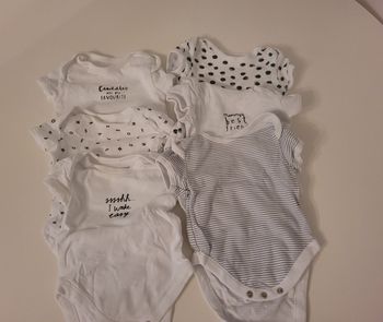 Lot de 6 bodies sans manches