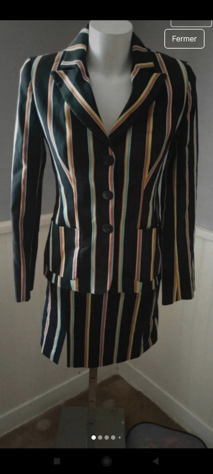 Très beau tailleur femme Caroll f4