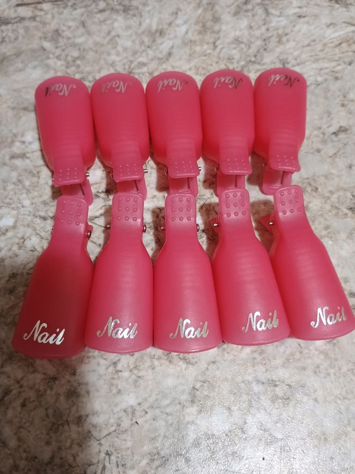 Pinces pour bains d'ongles x10