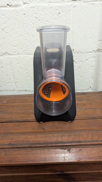 Vends rape à légumes fromage