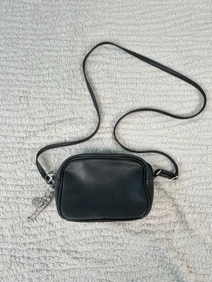 Sac bandoulière noir vintage Y2K