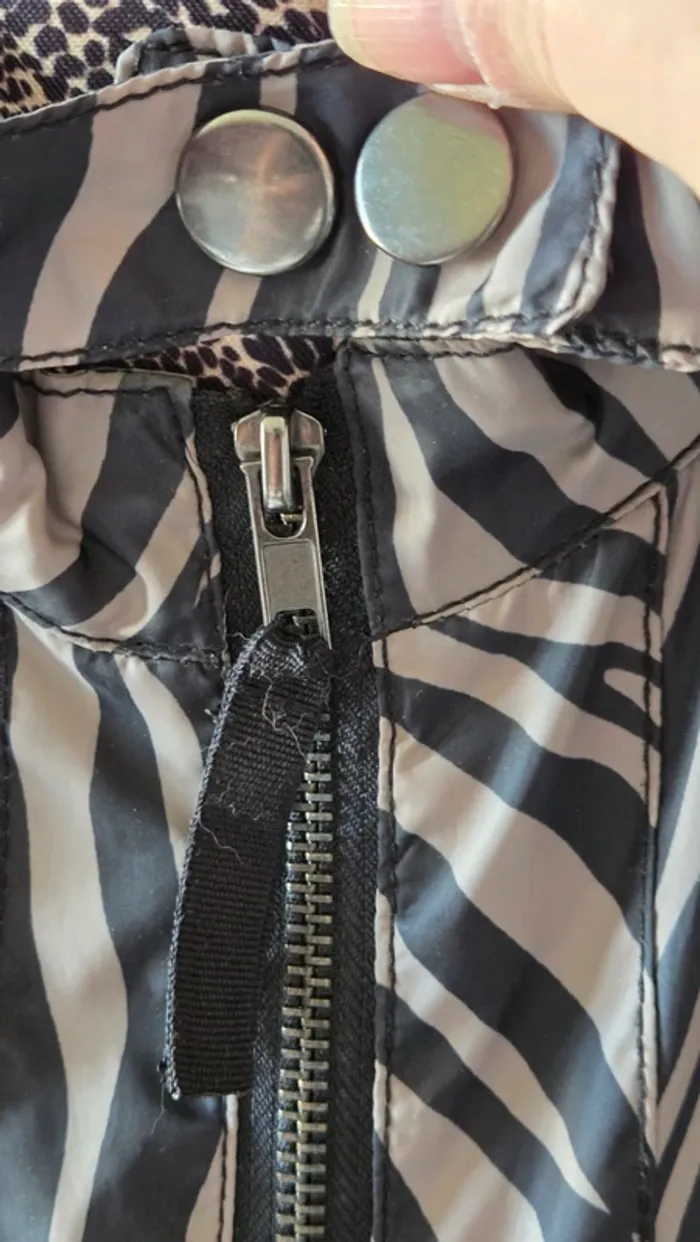 Bombers de chez Jennyfer en taille L - photo numéro 7
