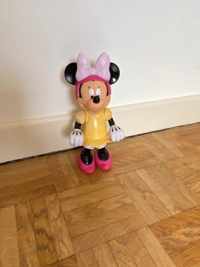 Figurine