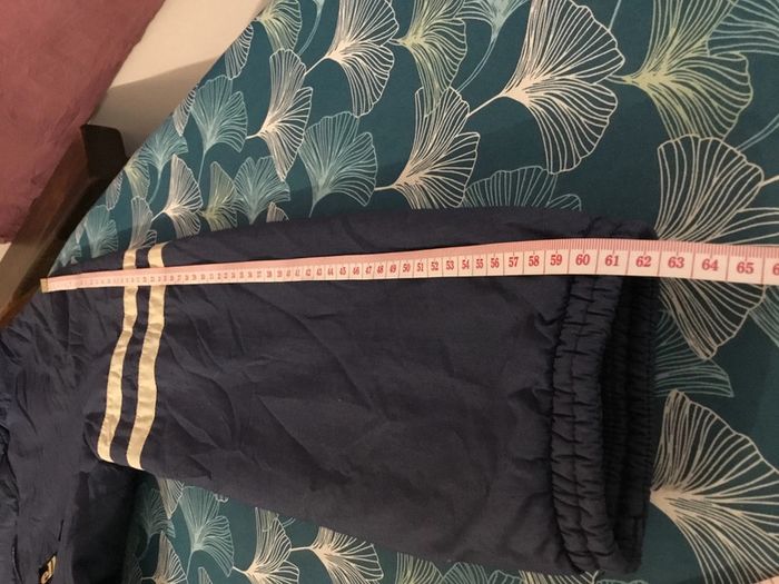 Blouson pour garçon Ellesse fabriqué en Italie bleu marine taille 12ans 138 - photo numéro 12