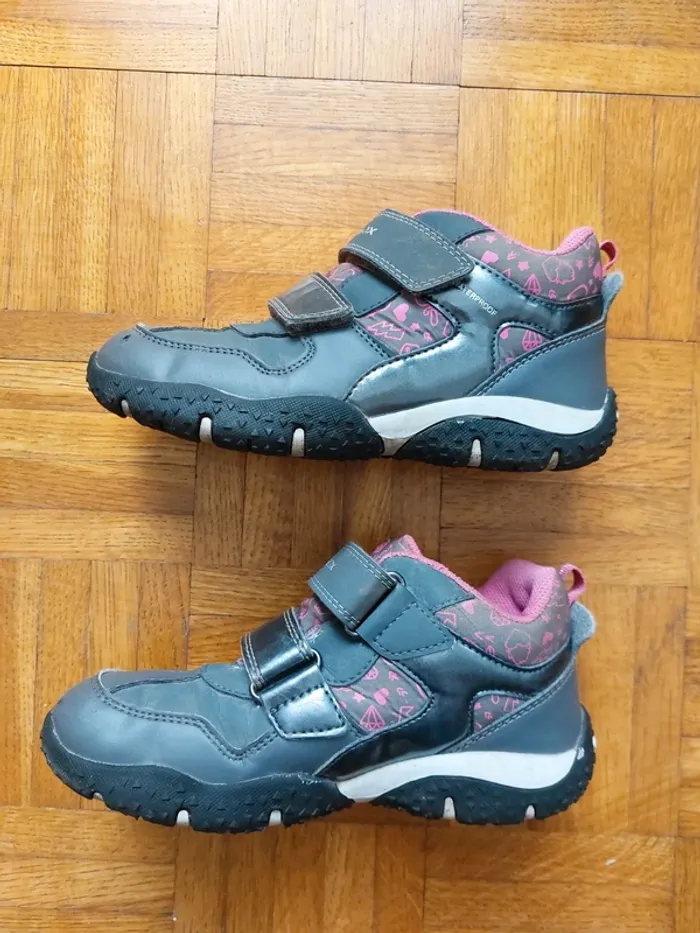 Chaussures de randonnée waterproof à scratch P32 - photo numéro 4