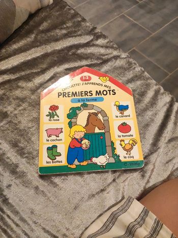 Livre Chouette ! J'apprends mes premiers mots à la ferme