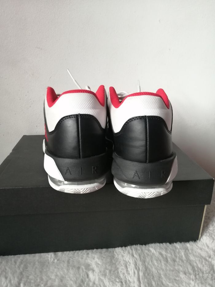 Basket  Nike air  jordan 38 neuve - photo numéro 4