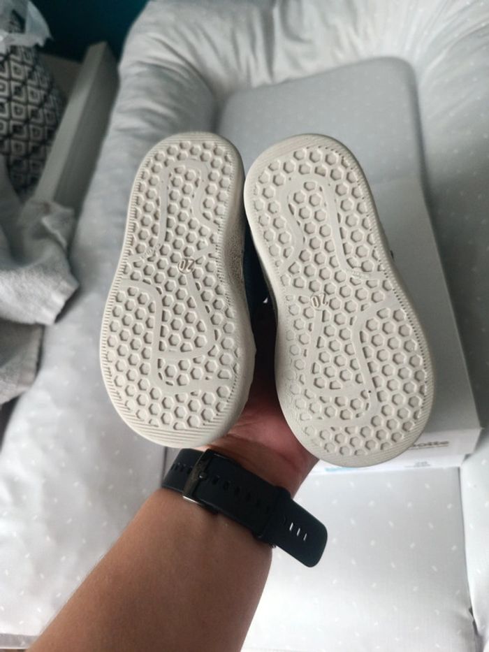 Chaussures bébé - photo numéro 3