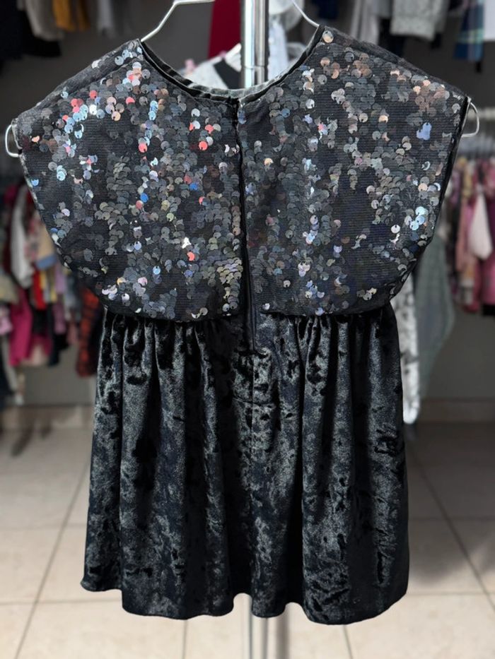 Robe Benetton 12 mois - photo numéro 4