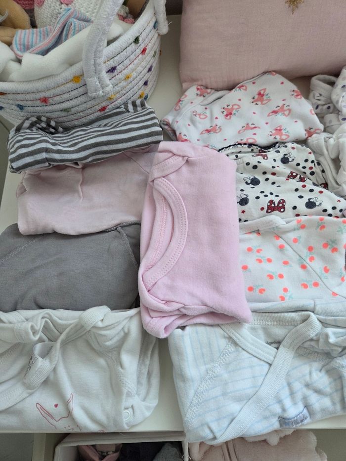Lot vêtements fille 1 mois - photo numéro 4