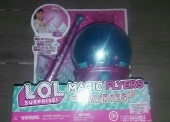 Fee magique volante LOL